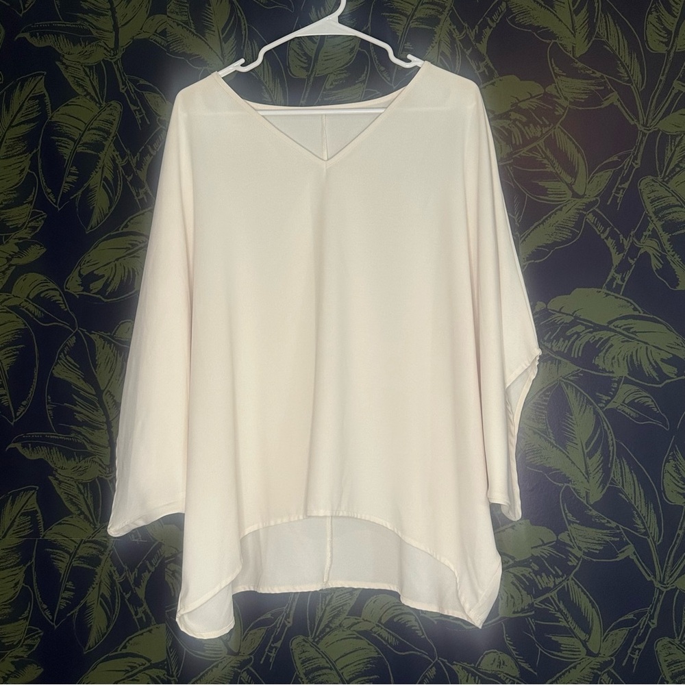 Women's Casual V Neck Batwing Long Sleeve Blouse